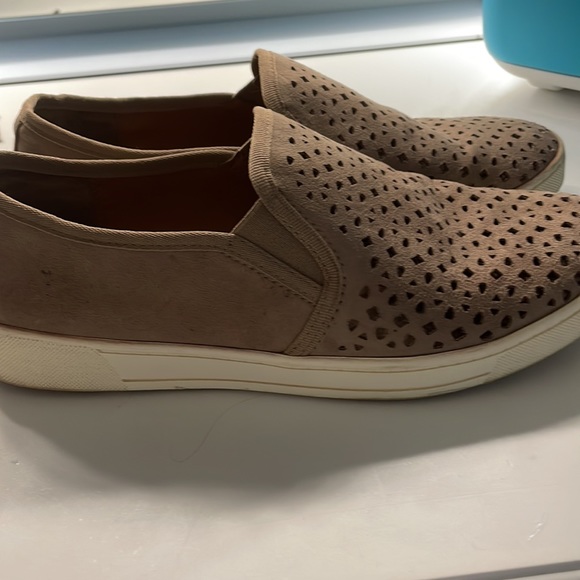 Shoes - Picture 2 of 2